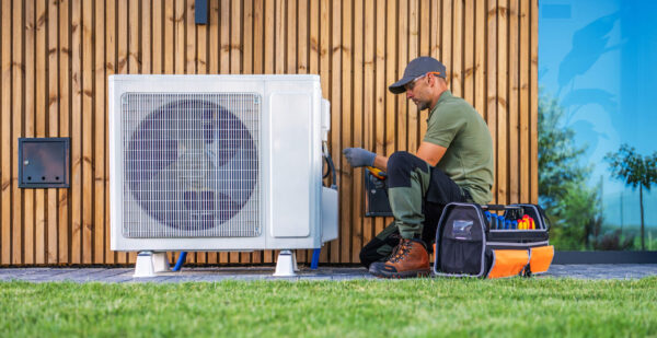 Wir übernehmen die Montage Ihrer Klimaanlage oder Wärmepumpe - Service und Wartung, Montagepaket